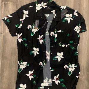 Men’s medium luxury Marc Anthony slim fit shirt